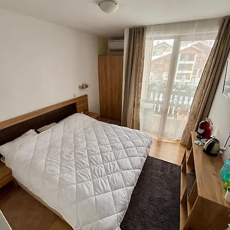 דירה Smart - Refurbished With Balcony And Parking בנסקו