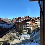 Smart - Refurbished With Balcony And Parking