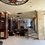 Apartment Smart - Refurbished With Balcony And Parking