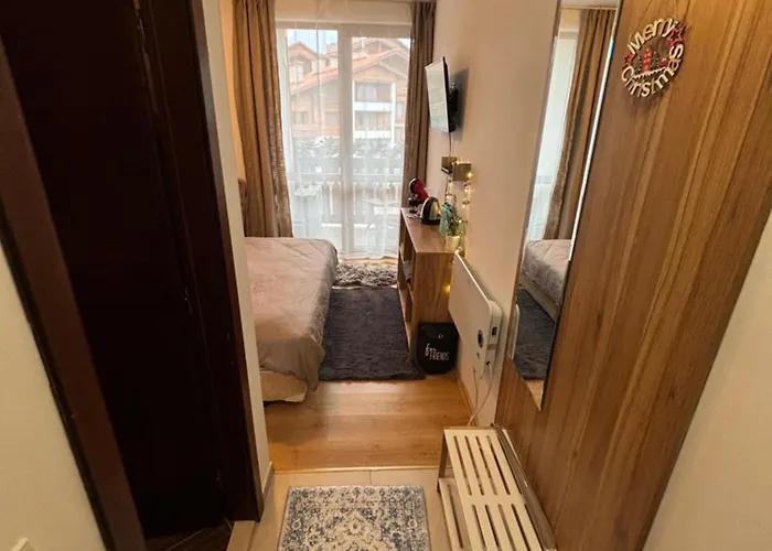 Apartment Smart - Refurbished With Balcony And Parking