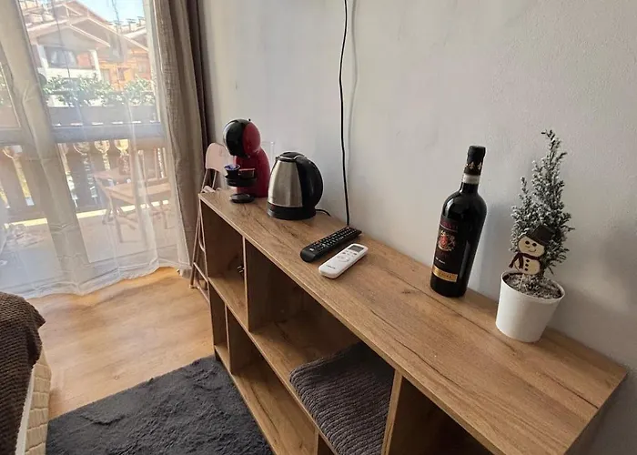 Apartment Smart - Refurbished With Balcony And Parking *